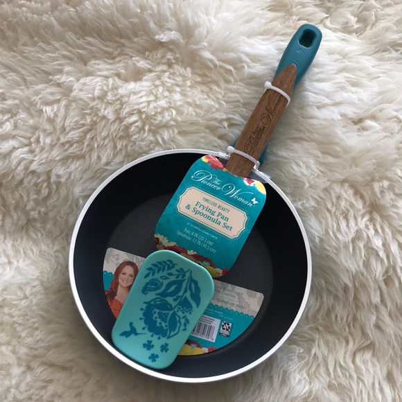 The Pioneer Woman 8” Timeless Beauty & Spoonula